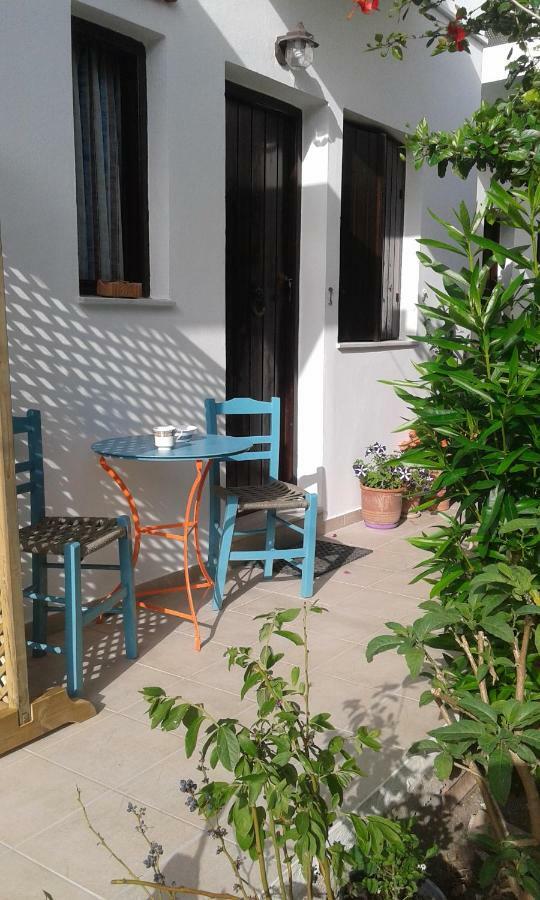Αmmos rooms Palaiochora Exterior foto
